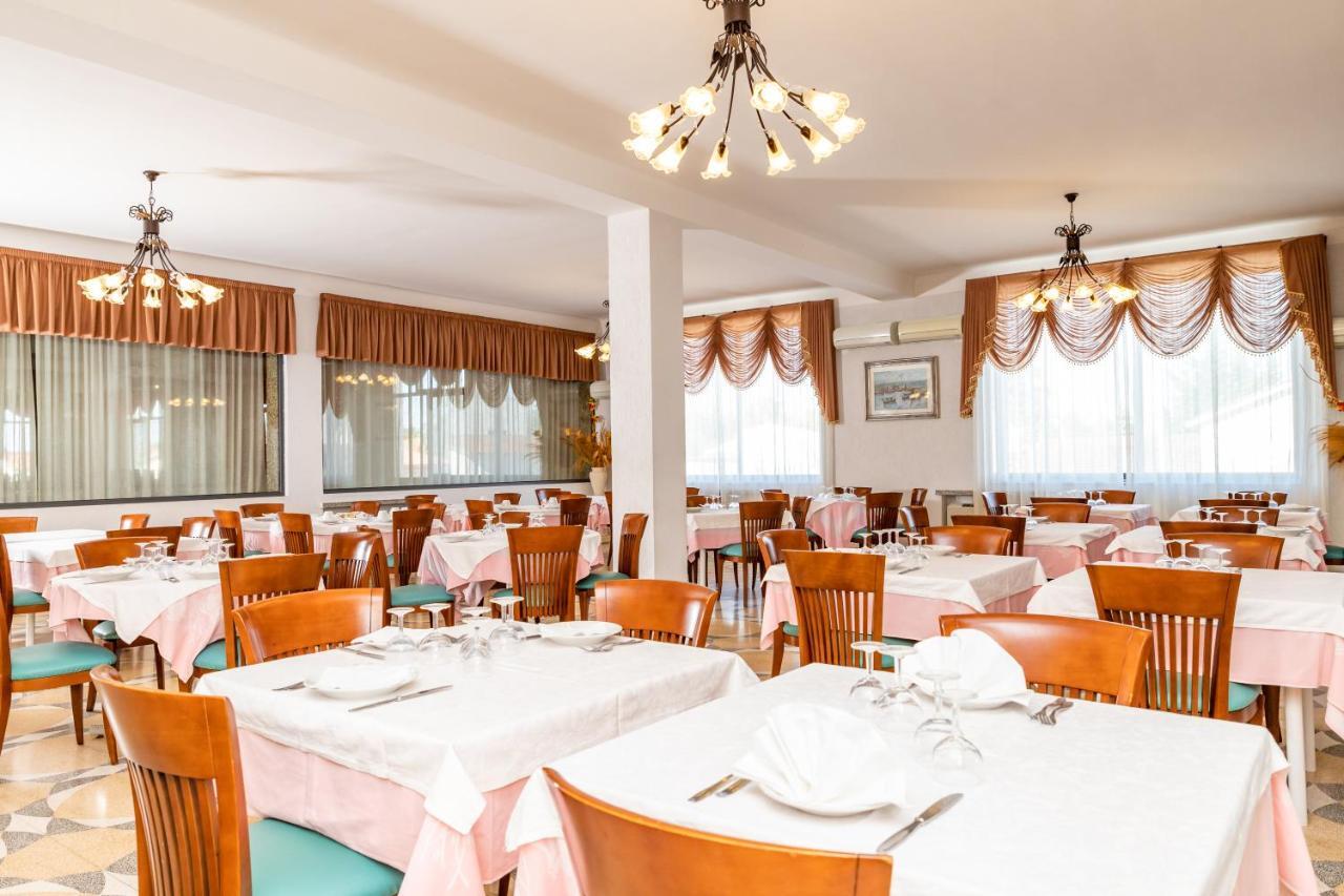 Racar Hotel Frigole Esterno foto